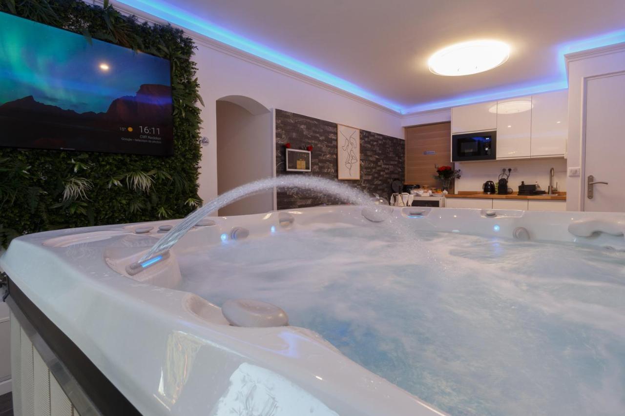 Casa Amor & Spa, Appartement Suite Jacuzzi & Piscine Chauffee Montfort-sur-Argens Extérieur photo